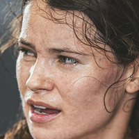 Еббі Доміт Оголені