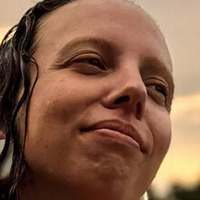 Аделіяаа Оголені