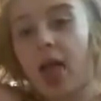 адореаврейплс Оголені