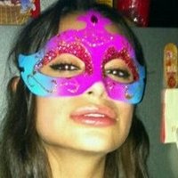 Адрія Аулестія Оголені