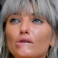 Алессіасм'юзик Оголені