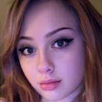 Алексис Кристін Оголені