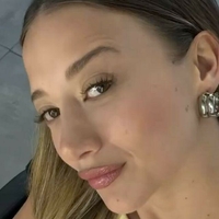 Алейна Калайчиоглу Оголені