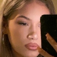 Аліна Ґрейс Оголені