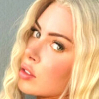 Аманданіколь Оголені