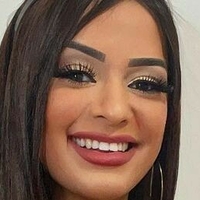 Ана Паула Олівейра Оголені