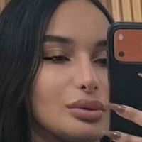 Ана Вікторія Перальта Оголені