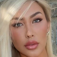 Анна Діченцо Оголені