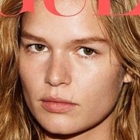 Анна Юверс Оголені