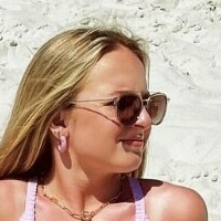 Анналіз Мей Оголені