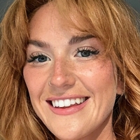 Енні Шарлотта Оголені