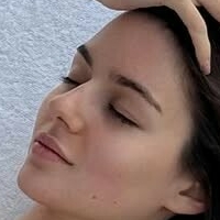 Анніелавітте Оголені