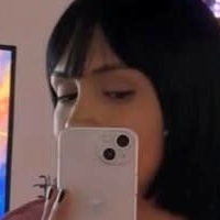 Аріана Кід Оголені