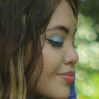 Аріана Рабанал Оголені