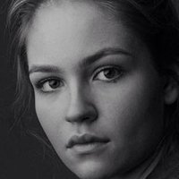 Арина Жаркова Оголені