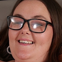 Ешлі Ейс Оголені