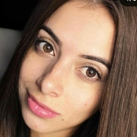 Барбара Акоста Оголені