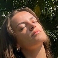 Белла Джеймс Оголені