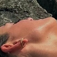 Бентлі Мескал Оголені