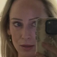 Бет Монро Оголені