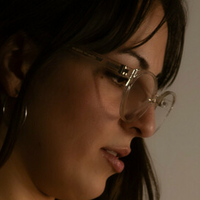 брисайелен Оголені