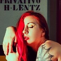 Бру Піч Оголені