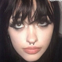 Банксі_Бріа Оголені