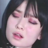 Каролін Джеймс Оголені