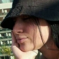 Каролін Коста Оголені