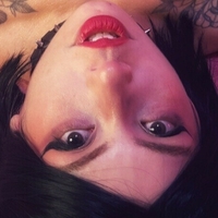 каролішас Оголені