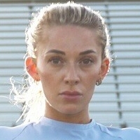 Кері Ґатін Оголені