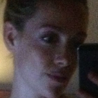 Черрі Хілі Оголені