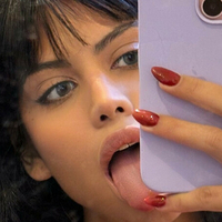 Кіарамей Оголені