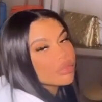 Чайнескітті / Тейлор Хінг Оголені