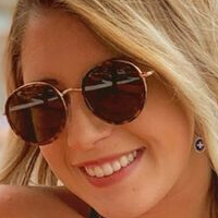 ХлоеКонкесо Оголені