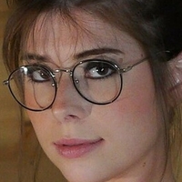 Клоудаланна Оголені