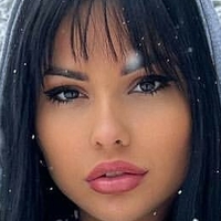 Яна Цолович Оголені