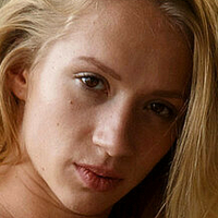 кантрі блондинка Оголені