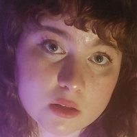 Коукрем Оголені