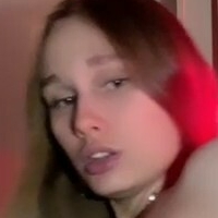 Мила Лілі Оголені