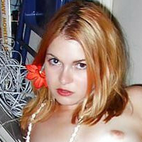 Синтія К Оголені