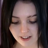 Дейзі Хілі Оголені