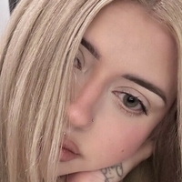 дакота бейбікс Оголені