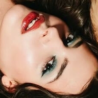 Дерин Талу Оголені