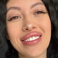 Діамандс Оголені