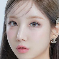 Ді-джей Сура Ворлд Оголені