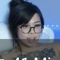 Доллфейс Оголені