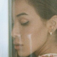 Іден Кохан Оголені