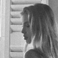 Елізабето Оголені