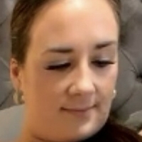 Елла Мей Оголені